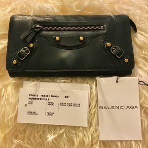 Authentic Balenciaga ” Classic Money ” wallet